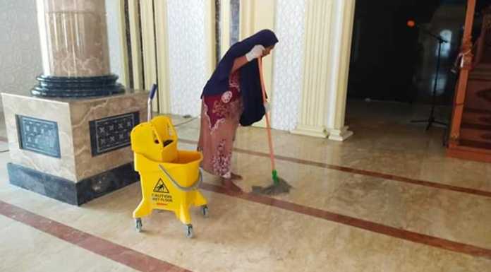 Masjid At Taubah Malanu, Bersihkan Masjid dan Programkan Pencegahan Wabah Masjid At Taubah Malanu, Bersihkan Masjid dan Programkan Pencegahan Wabah