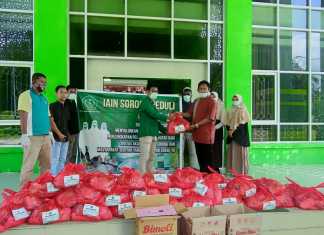 Satgas Covid-19 IAIN Sorong Berbagi Sembako