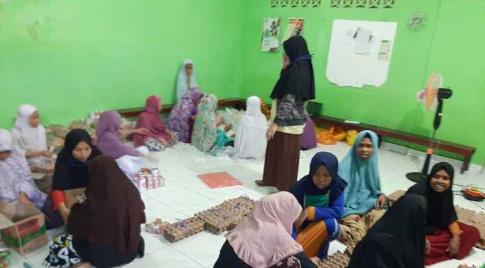 Panti Asuhan Ini, Bukan Penerima Sumbangan Justru Mendistribusikan Sumbangan