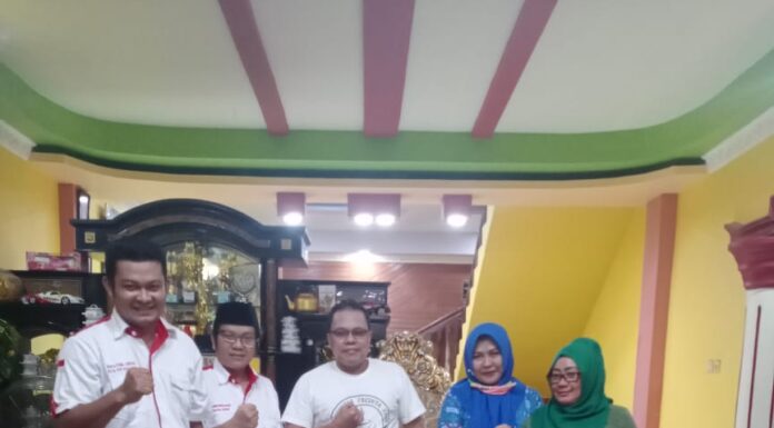 Pengurus DPW KAPTEN Papua Barat Bersama H. Firman Baco