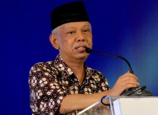 Prof. Dr.Syaikhul kiram Azyumardi Azra, MA, CBE (Sumber foto: wikipedia)