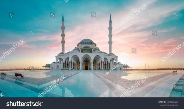 Tetap Perlu Kehati-hatian, Masjid Bisa Menjadi Tempat Penyebaran Virus (www.shutterstock.com)